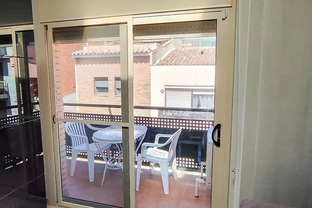Fee4Me Comfortable Flat Near The Sea Sant Adria de Besos Apartment