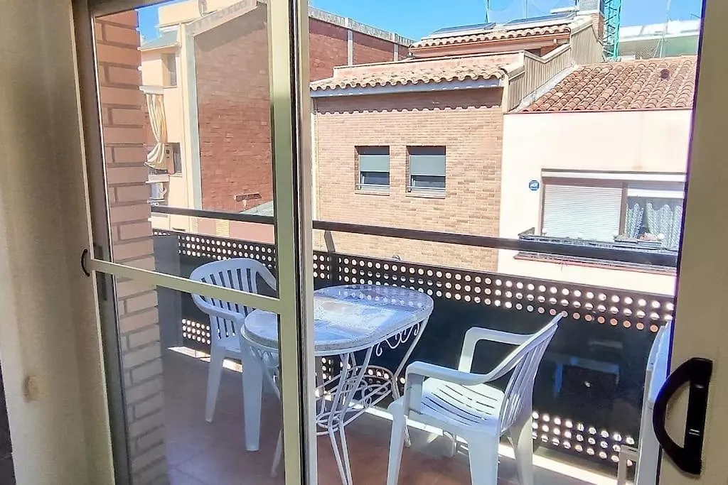 Fee4Me Comfortable Flat Near The Sea Sant Adria de Besos Apartment